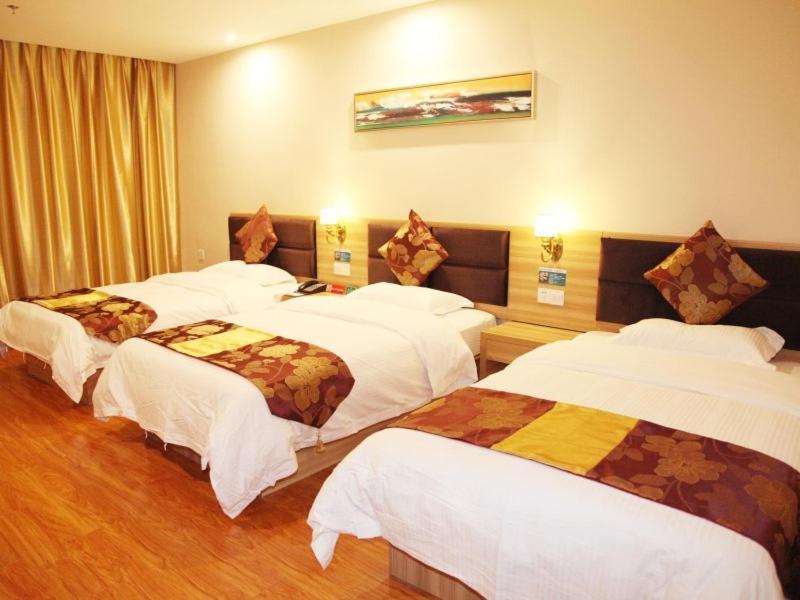 Greentree Alliance Yichang East Yichang Station Hotel Esterno foto
