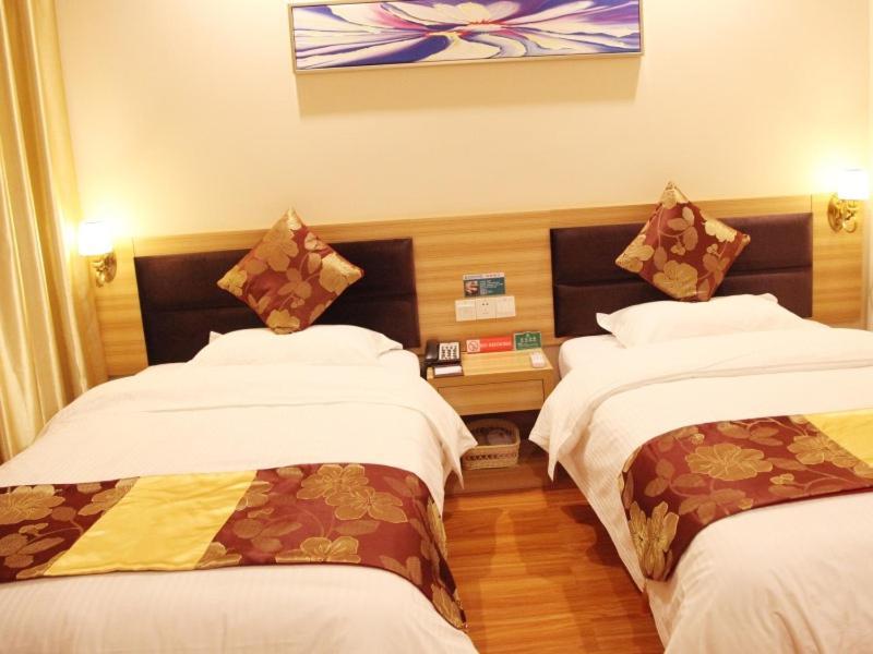 Greentree Alliance Yichang East Yichang Station Hotel Esterno foto