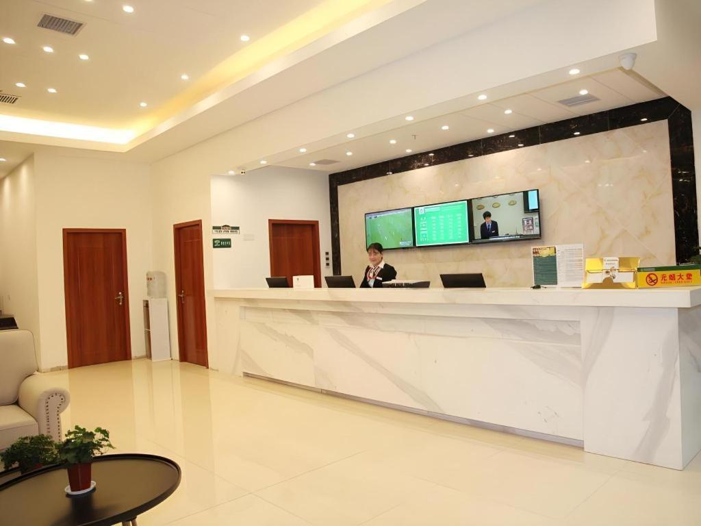 Greentree Alliance Yichang East Yichang Station Hotel Esterno foto