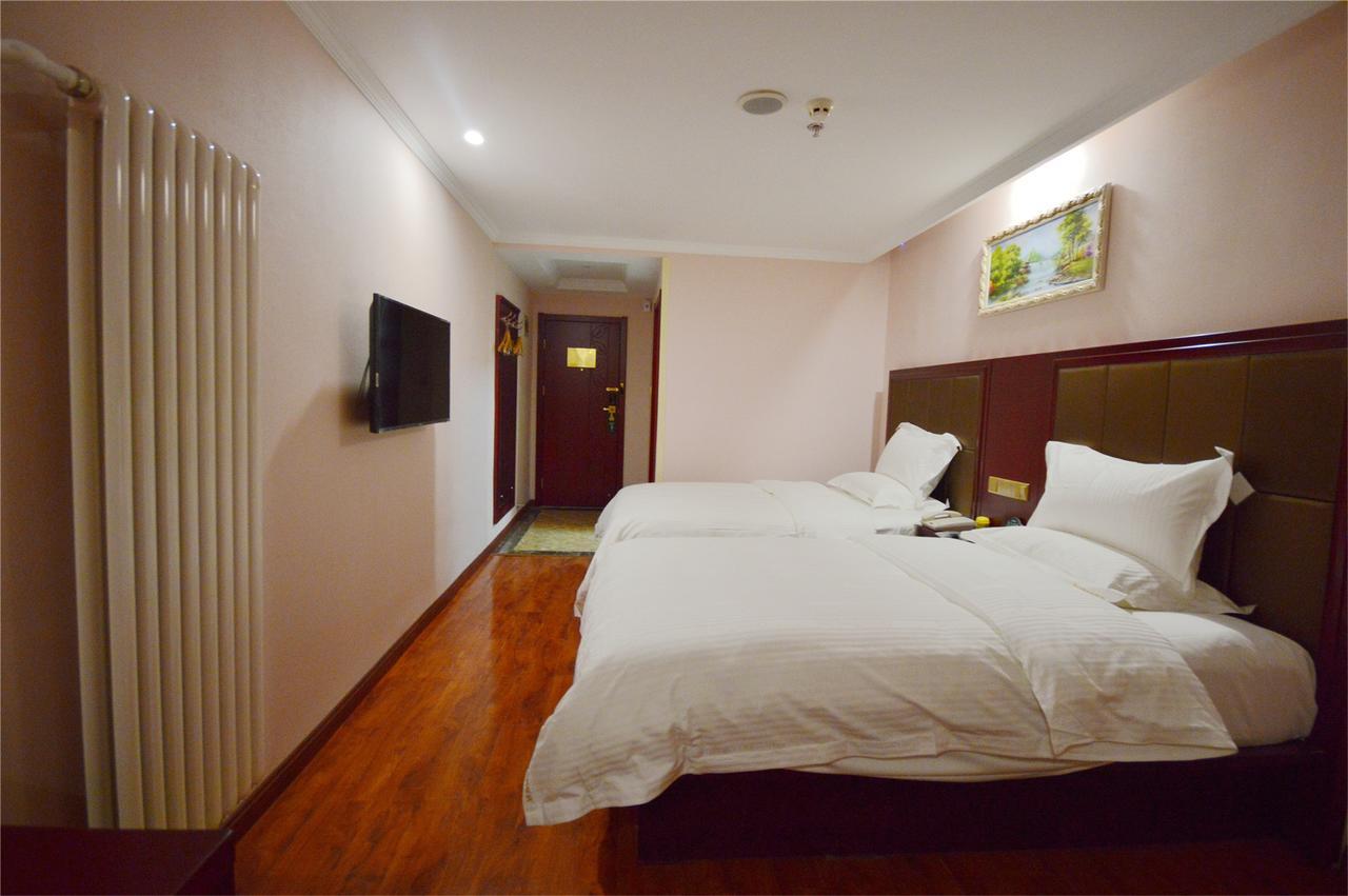 Greentree Alliance Yichang East Yichang Station Hotel Esterno foto