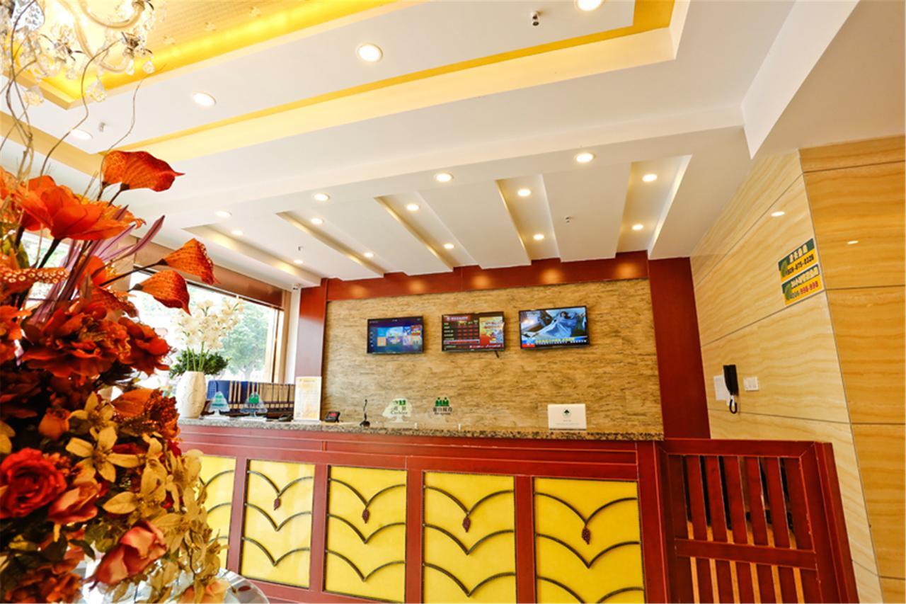 Greentree Alliance Yichang East Yichang Station Hotel Esterno foto